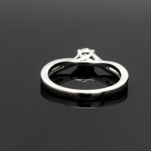 Jewelove™ Rings VS J / Women's Band only 50-Pointer 4 Prong Platinum Solitaire Ring with a Twist JL PT 676-B