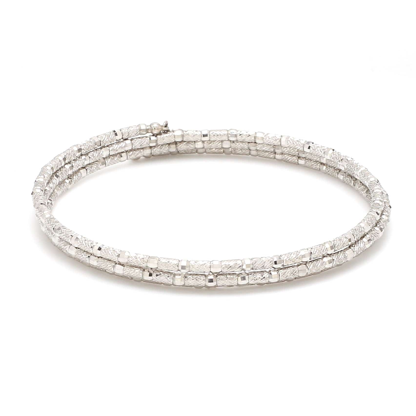 1940s Vintage Diamond Platinum Cluster Bracelet 38.50 Carat | Diamond  jewelry designs, Fine jewelry, Expensive jewelry luxury