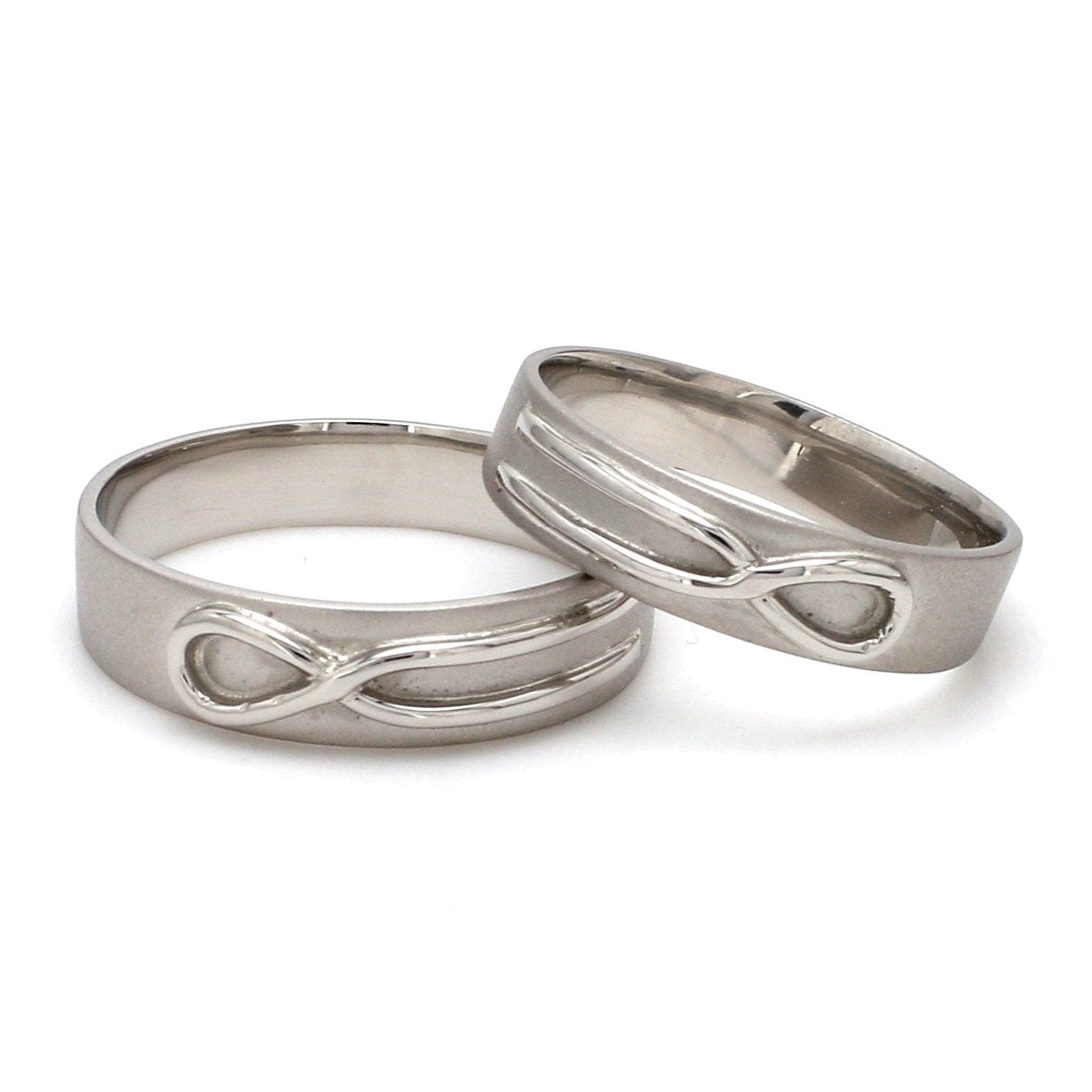 Front View of Plain Infinity Knot Platinum Love Bands SJ PTO 115