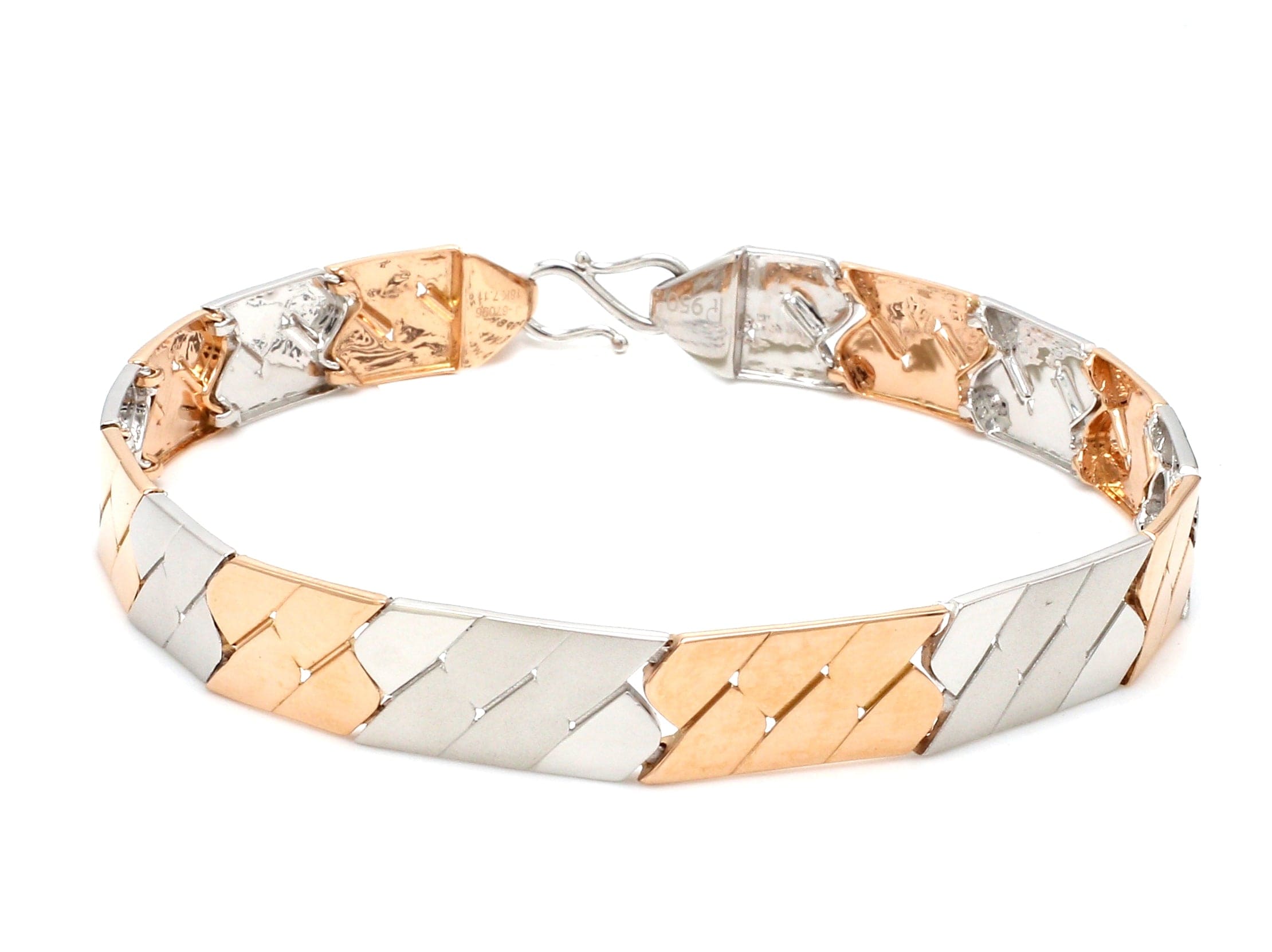 Italian Gold Men's Beveled Marine Link Bracelet in 10k Gold - Macy's | Gold  chains for men, Mens gold bracelets, Clean gold jewelry