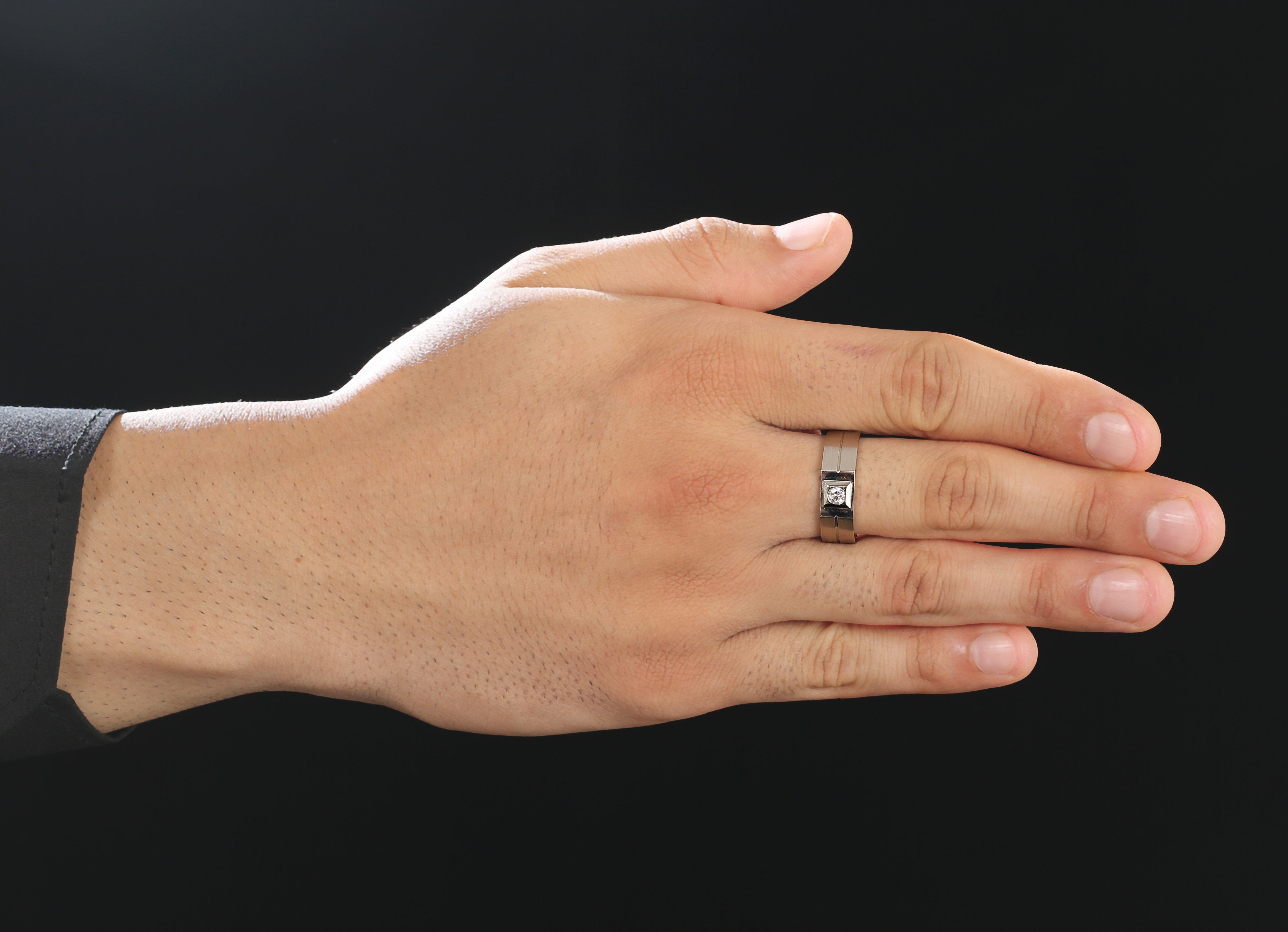 Breaking Tradition: The Rise of Male Engagement Rings