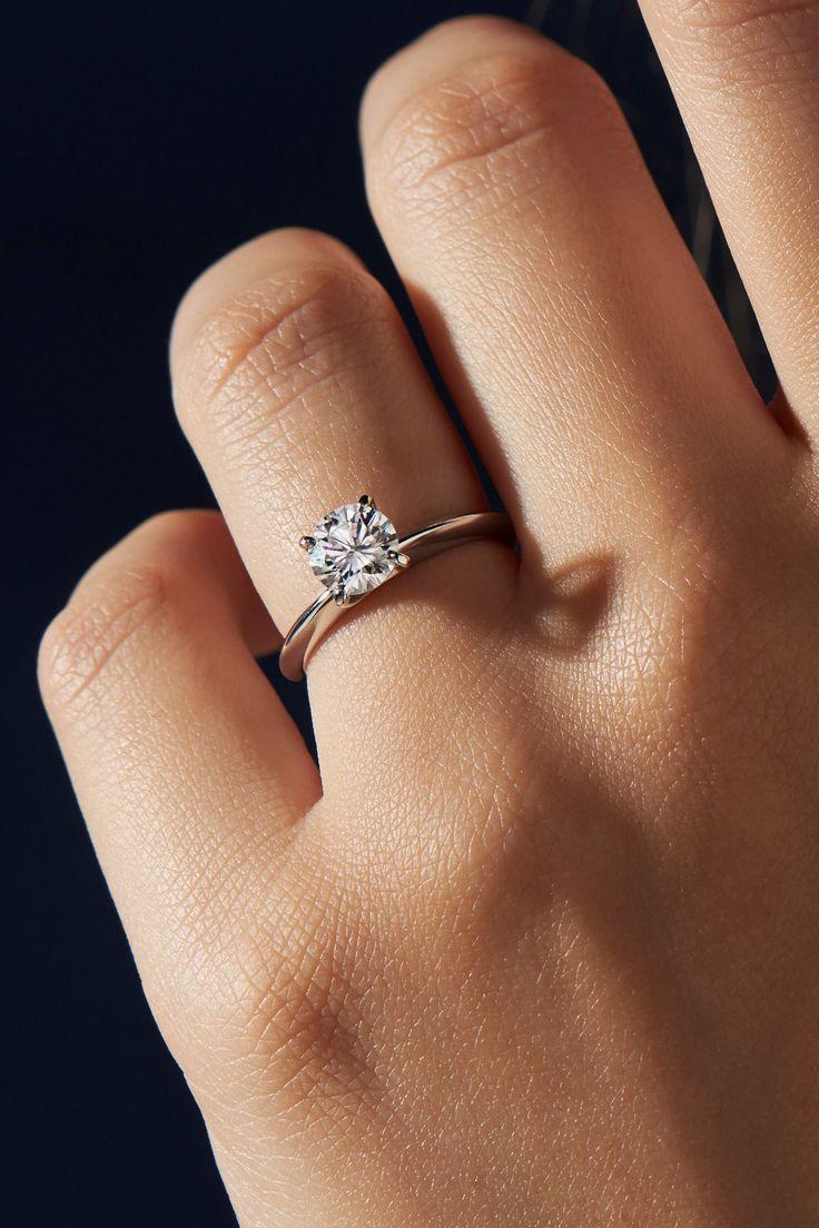 Can You Resize A Platinum Ring? | The Diamond Store