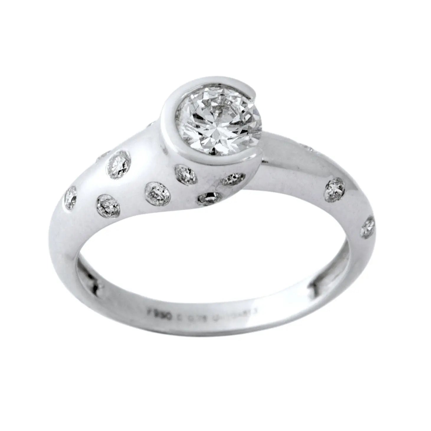 Round Brilliant Cut Diamond Engagement Rings Glasgow, Scotland