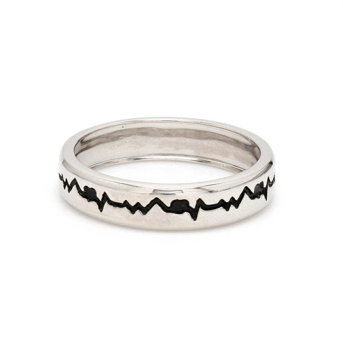 Front View of The Heartbeat Platinum Ring with Black Engraving JL PT 575