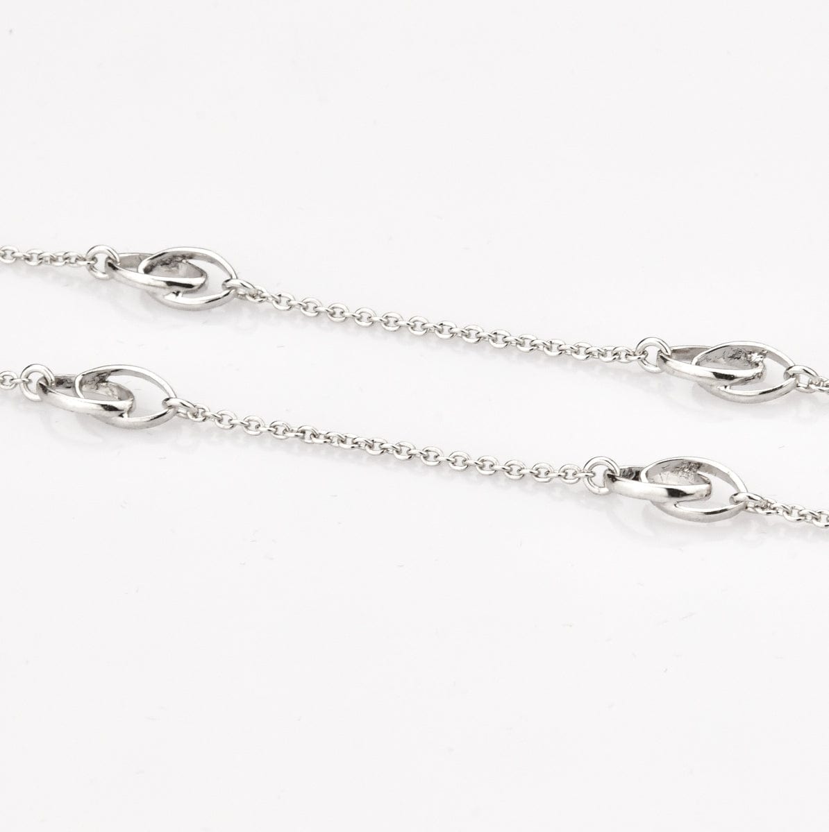 Jewelove™ Chains Simple Platinum Chain with Designer Loops JL PT CH 804